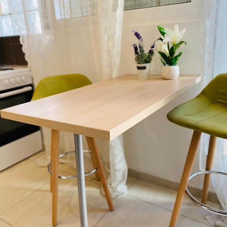 Cozy Apartment Near Sea Афіни Екстер'єр фото